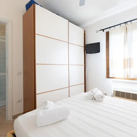 La Pavoncella Апартаменты